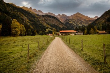 Goldener Oktober in den Allg&auml;uer Alpen bei Oberstdorf.