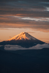 Cotopaxi atardecer