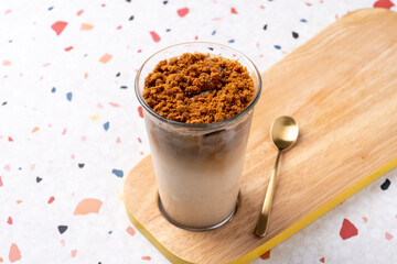 Jolly Pong shake, shake, strawberry latte, latte, rotus latte, black sesame latte, vanilla bean latte, madeleine, butter cones, scones, cafes, coffee