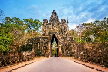 Fototapeta premium Sculptures South Gate Angkor Wat Siem Reap Cambodia 1