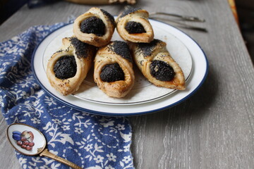 Homemade cakes with poppy seeds 