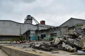 abandoned factory urbex rurex rural america rusty industry forgotten frozen in time creepy 