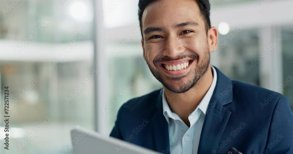 Aufkleber face, happy or businessman with tablet for research on blog, post or networking in office with smile