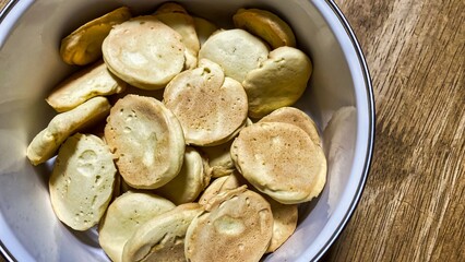 タッパーに入れたクッキー