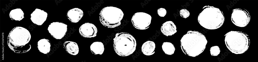 Poster grungy vector brush circle set. rough scribble collection. hand drawn grunge round sketch elements. 