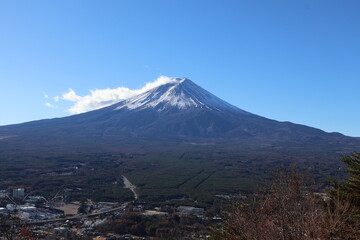 December 1, 2023: Viewing Mount Fuji at Tenjozan Park, Japan
