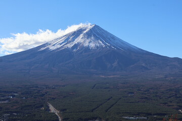 December 1, 2023: Viewing Mount Fuji at Tenjozan Park, Japan