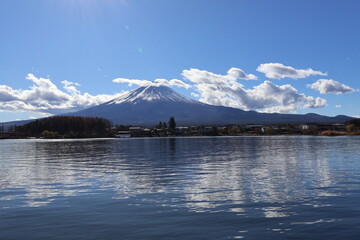 December 1, 2023: Viewing Mount Fuji at Lake Kawaguchi, Japan