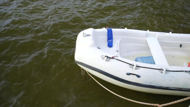 4k HDR video dinghy in water