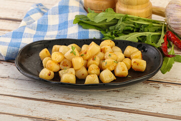 Roasted delicous scallop in the bowl
