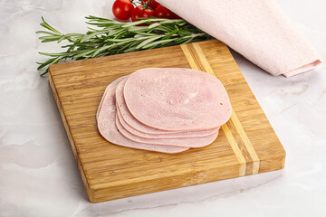 Sliced pork ham for sandwiches