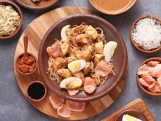 ketoprak is indonesian food