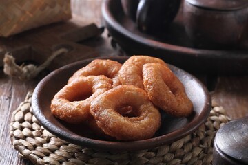 kue cincin is indonesian food
