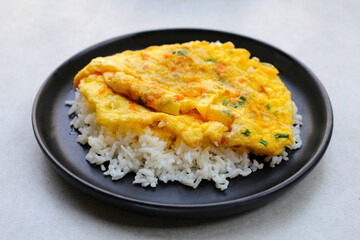 Thai style omelet with rice