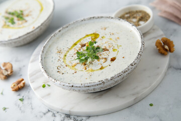 Cold cucumber soup with walnut
