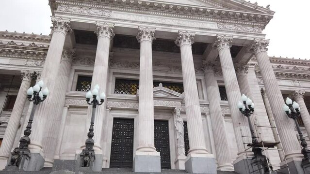 National Congress of Argentina legislative branch of the government, Close Up