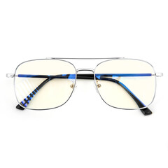 Fototapeta premium Glasses isolated on white