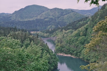 福島の奥会津の只見線高架橋