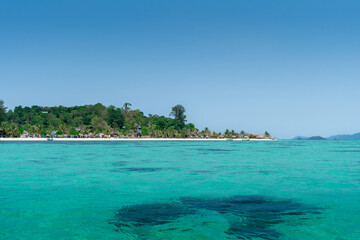 Koh Lipe island long shot, tropical sea of Thailand, the beautiful scenery of the island is impressive, background for relaxing vacation, island of Maldives, Tarutao National Marine Park