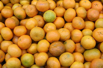 Vegetables and fruits are sold in January at the bazaar in Tel Aviv.