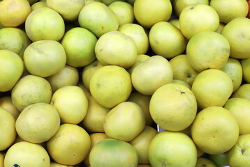 Vegetables and fruits are sold in January at the bazaar in Tel Aviv.