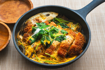 スキレットで作るかつ煮