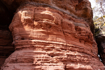 LE COLORADO EUROPÉEN- plus d’un kilomètre de long et 15 à 20 mètres de hauteur.-AU PAYS DE BITCHE.