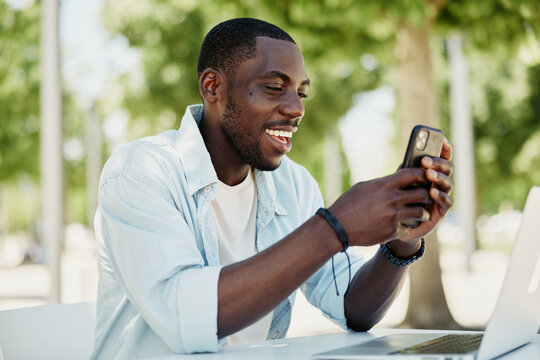 Internet person smartphone smile phone adult technology male mobile lifestyle young men happy handsome