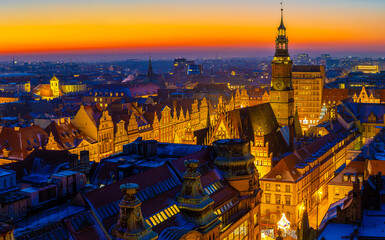 Fototapeta na wymiar View of Wroclaw market square after sunset, Poland