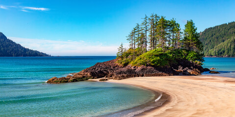 Canadian Nature Landscape on the West Coast of Pacific Ocean. Sandy Beach. Background Panorama. - obrazy, fototapety, plakaty