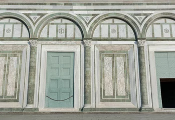 Foto op Plexiglas Details of facade of Historical building in Florence, Italy © leeyiutung