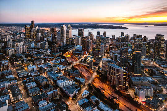 Fototapeta Aerial view of city downtown skyline at dusk, Seattle, United States