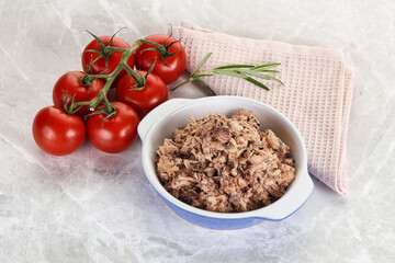 Canned tuna fish for salad