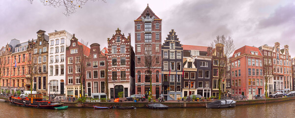 Panorama of Amsterdam canal Herengracht with typical dutch houses, Holland, Netherlands. - obrazy, fototapety, plakaty