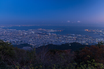 日本　兵庫県神戸市の摩耶山の掬星台展望台から眺める日本三大夜景の一つ、神戸の夜景