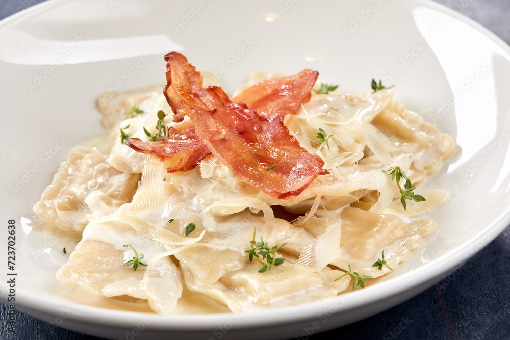 Sticker ravioli with mushrooms and parmesan