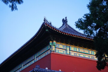 The roof of the Temple of Heaven complex is Tiantan.