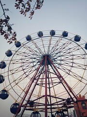 Fototapeta premium ferris wheel in the park