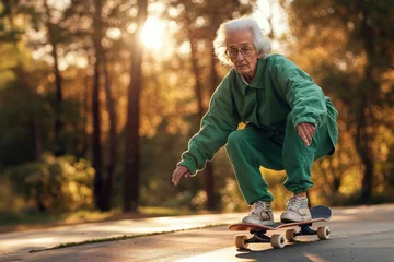 Abwaschbare Fototapete Stylish elderly woman enjoying a skateboard ride in a park at dusk © Fxquadro