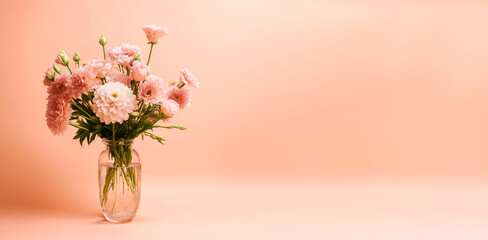 Obraz premium a bouquet of beautiful fresh flowers, a gift, decoration for holidays, birthday, wedding, valentine's day, women's day. the peach color of the year. artificial intelligence generator, AI, neural netwo