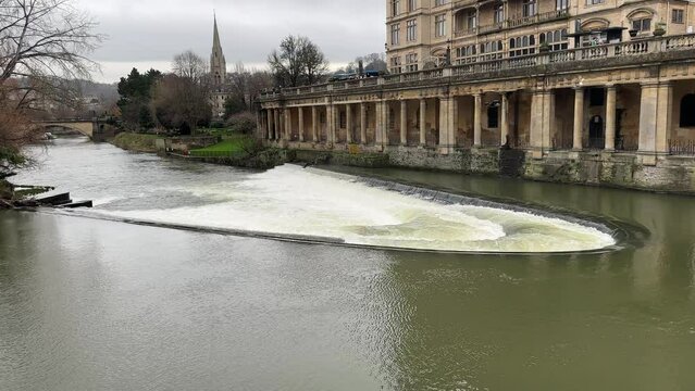View of the Pulteney Bridge River Avon in Bath, England, United Kingdom.