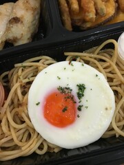 Egg and Spaghetti 