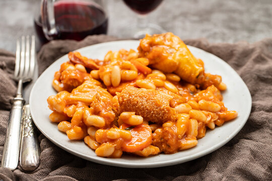 Typical portuguese dish Tripas a moda do porto