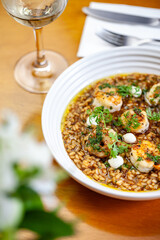 Arroz Caldoso de Camarão com Gremolata
Shrimp Stew Rice with Gremolata