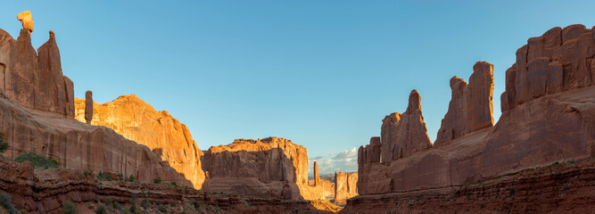 Park Avenue at Arches National Park, Utah - 4K Ultra HD Image of Iconic Sandstone Formations