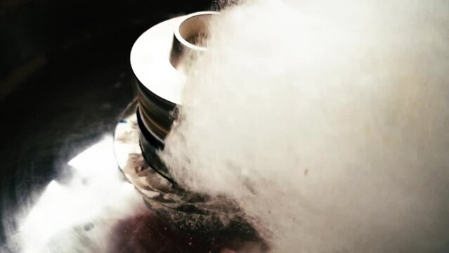 the close-up cotton candy making