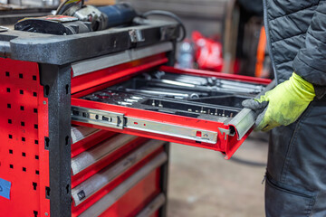 Caisses à outils d'atelier