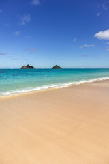 Fototapeta na wymiar Beautiful Lanikai Beach on a sunny day in O'ahu, Hawaii