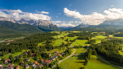 Kr&uuml;n bei Mittenwald in Bayern, Deutschland