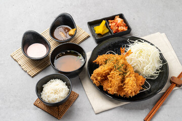 Harekatsu, pork cutlet, shrimp cutlet, kimchi fried rice, kimchi, cheese katsu, udon, roskatsu, fish cutlet, side dish, sauce, cabbage